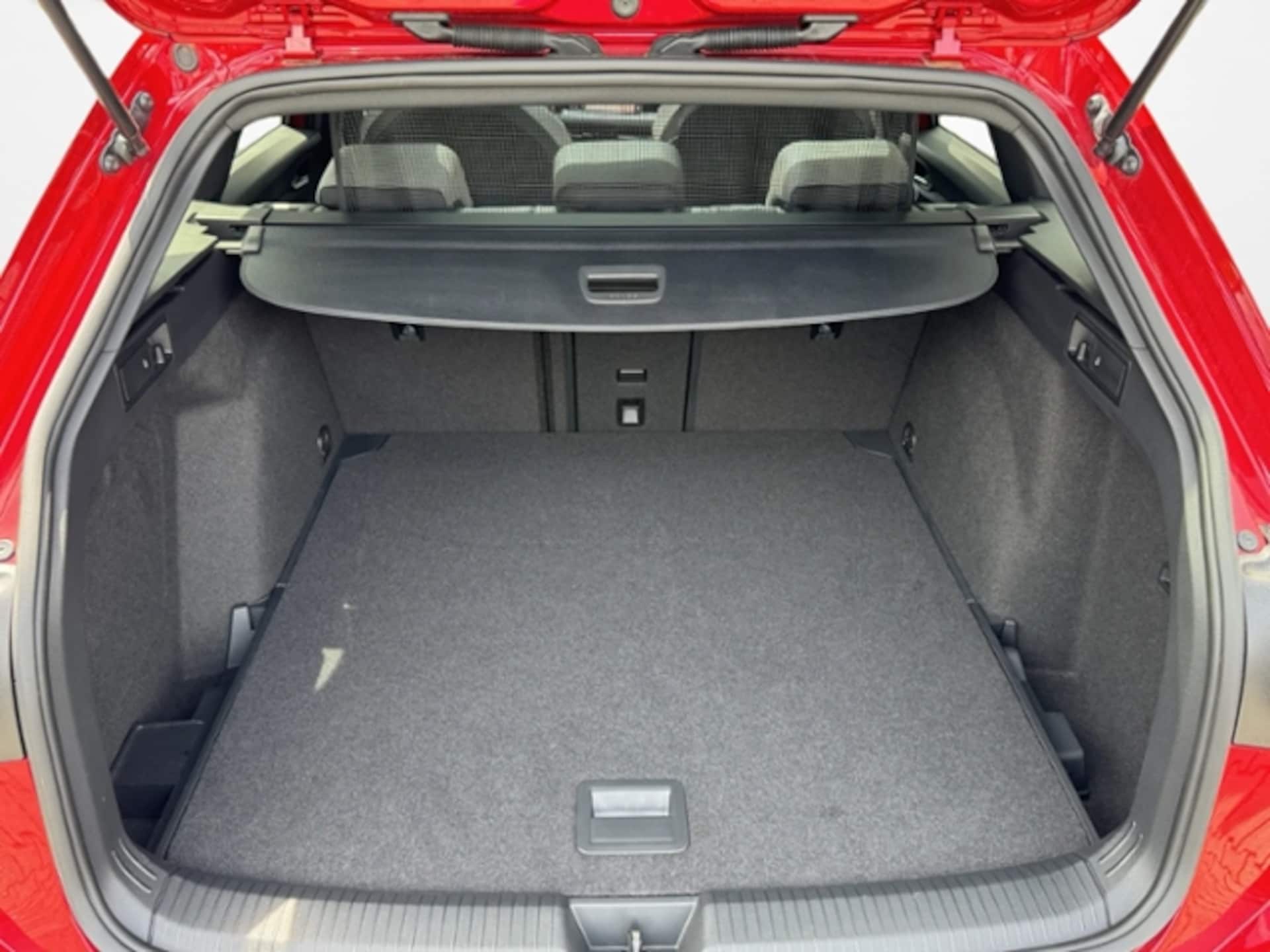 Volkswagen Golf Variant R-Line