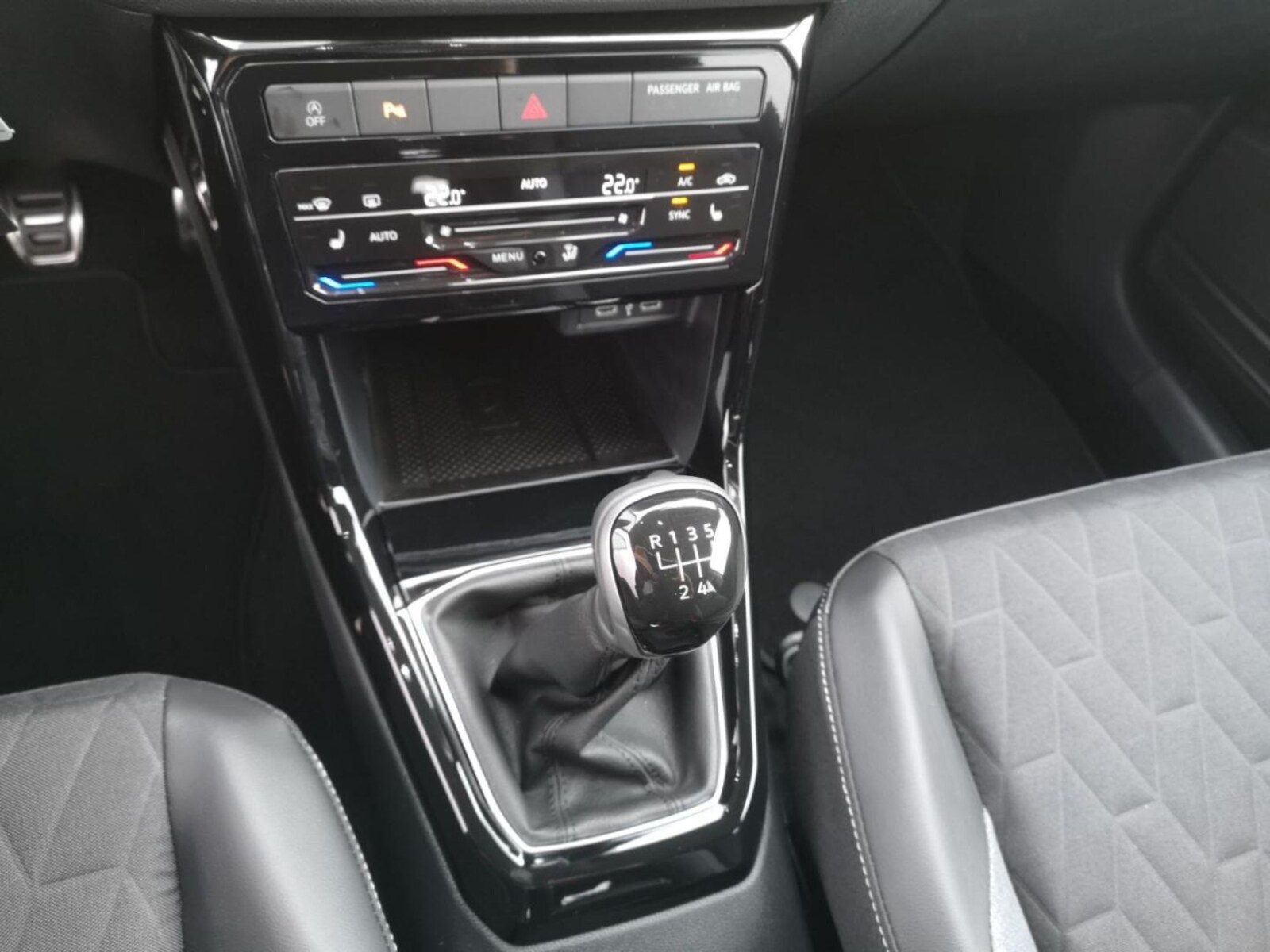 Volkswagen T-Cross – Bild 20