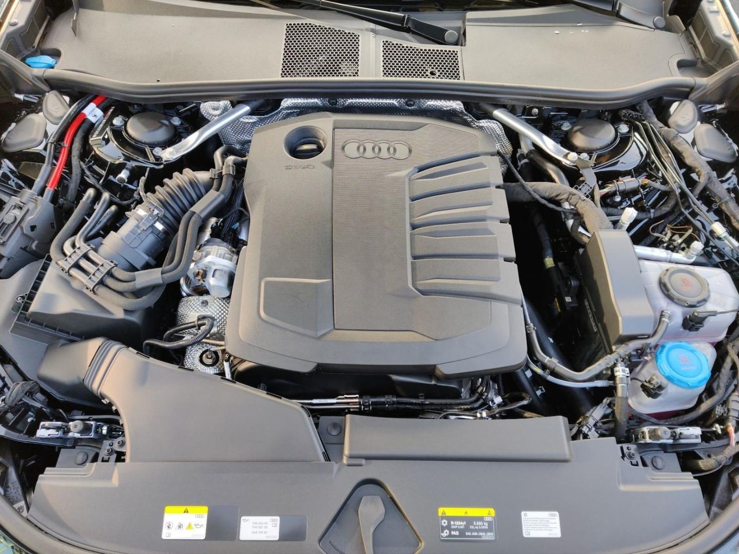 Bild über Audi A6 Avant edition one TDI quattro 150 kW S tronic - für weitere Informationen kontaktieren Sie den Audi Partner