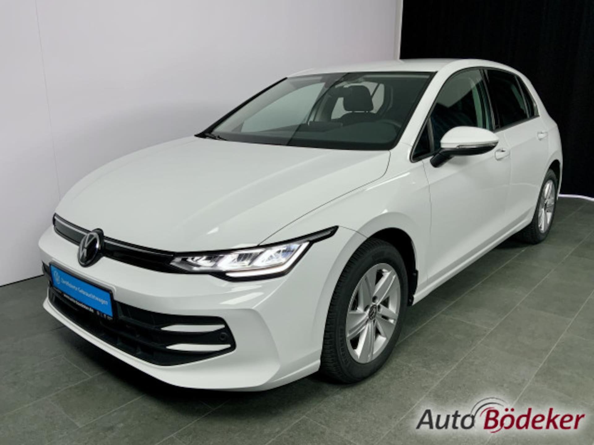 Volkswagen Golf Life