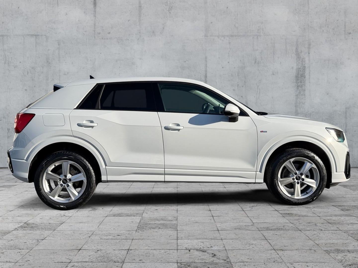 Bild über Audi Q2 S line 35 TFSI S tronic - für weitere Informationen kontaktieren Sie den Audi Partner