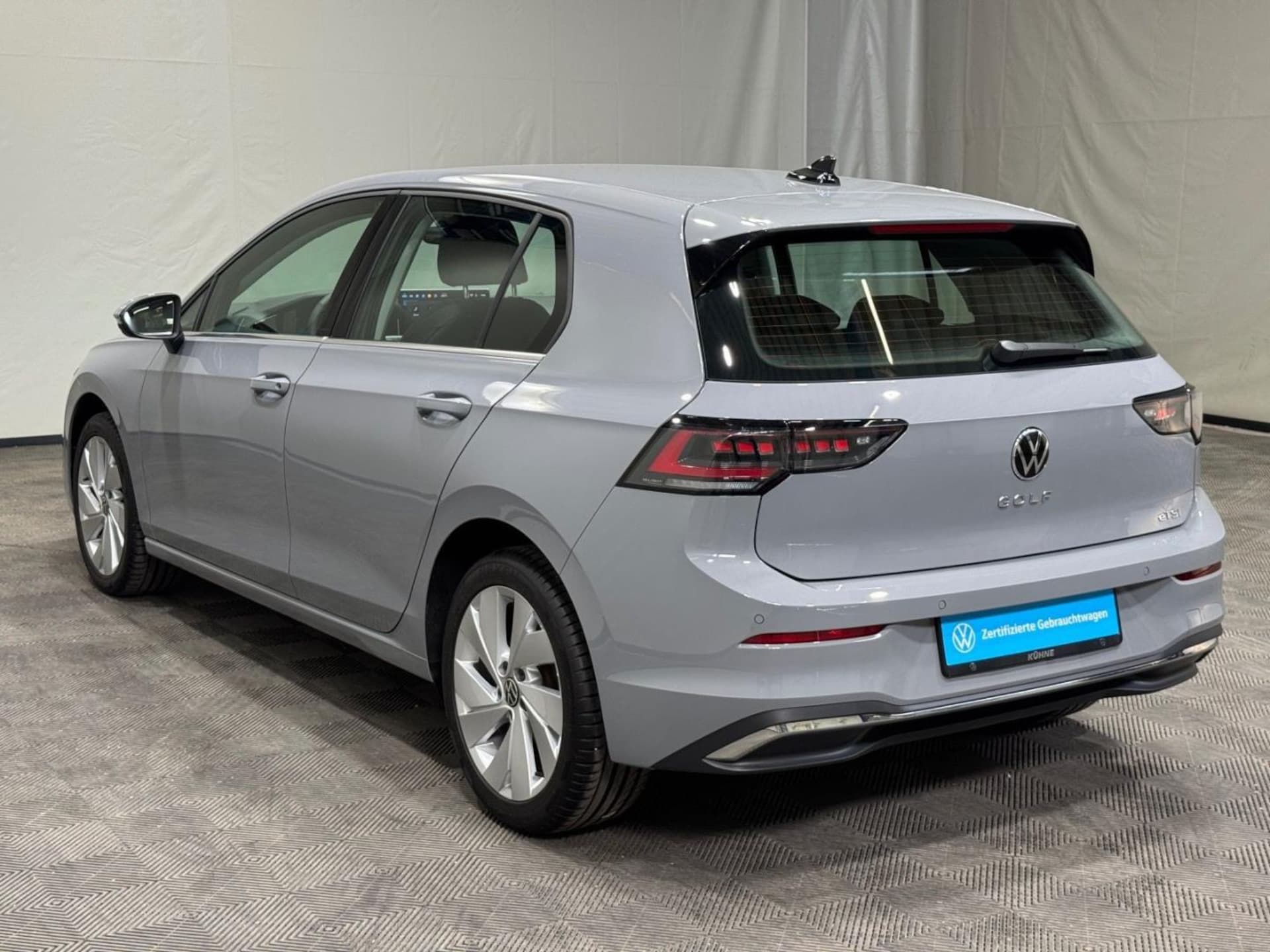 Volkswagen Golf Style