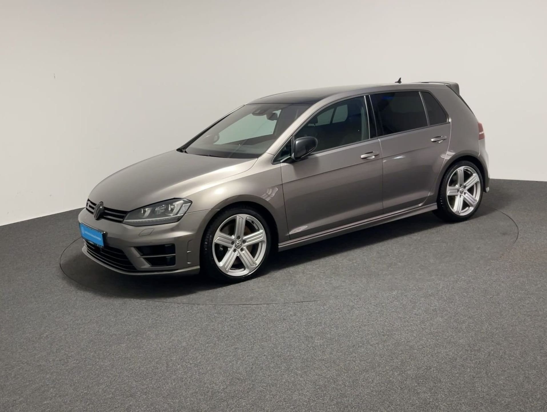 Volkswagen Golf R