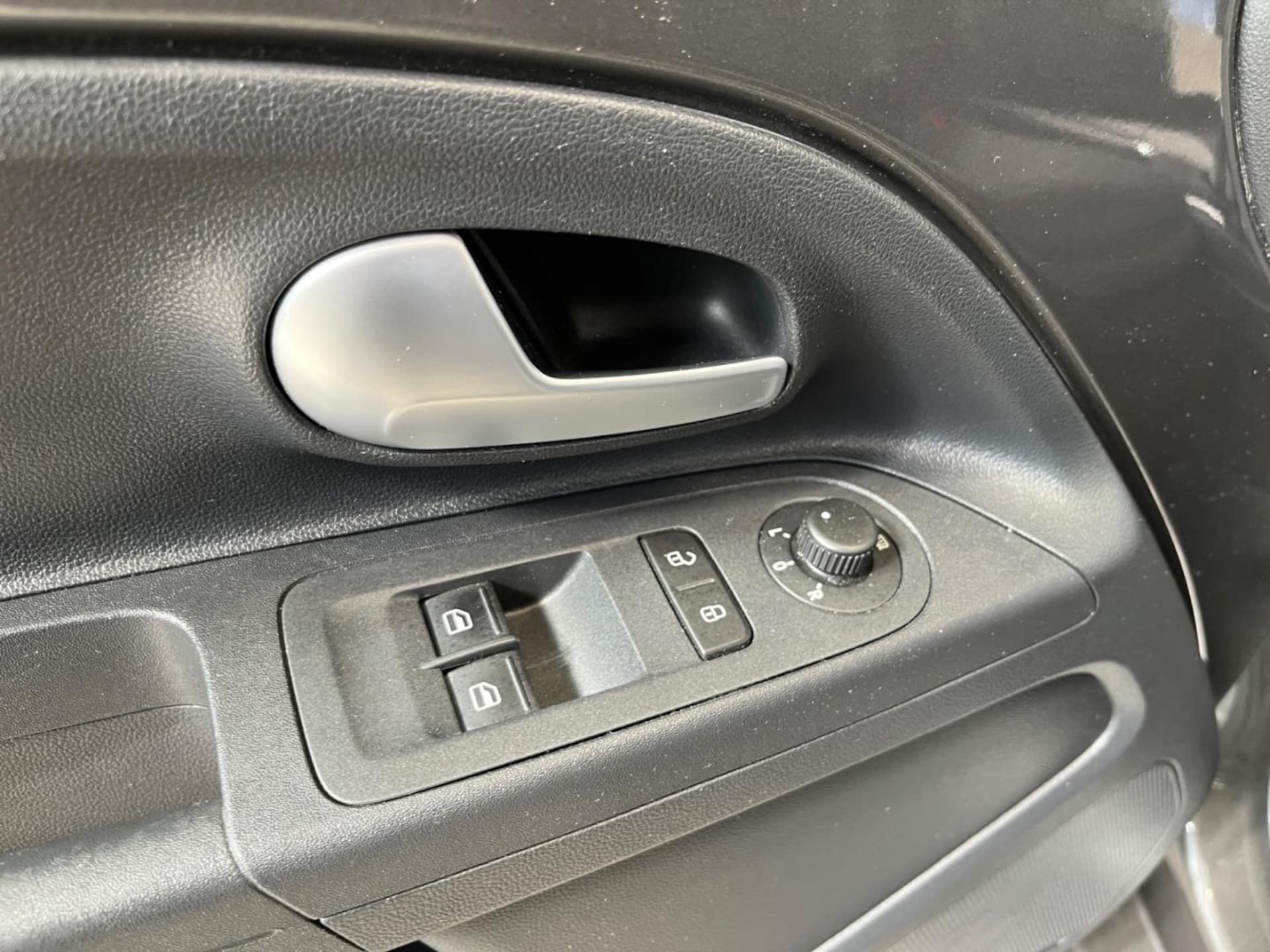Volkswagen e-up! Style "Plus"