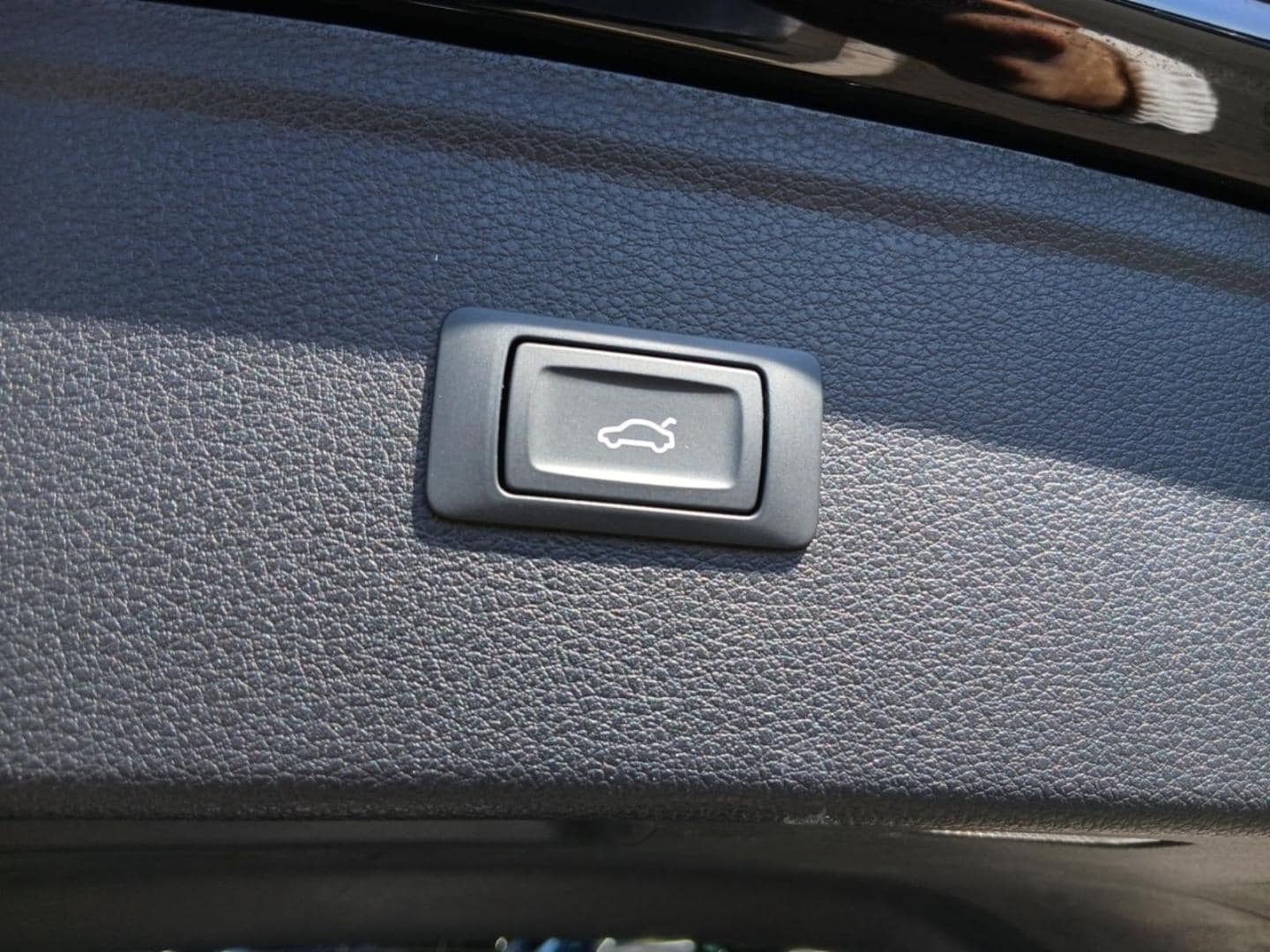 Bild über Audi Q5 40 TDI quattro S tronic - für weitere Informationen kontaktieren Sie den Audi Partner