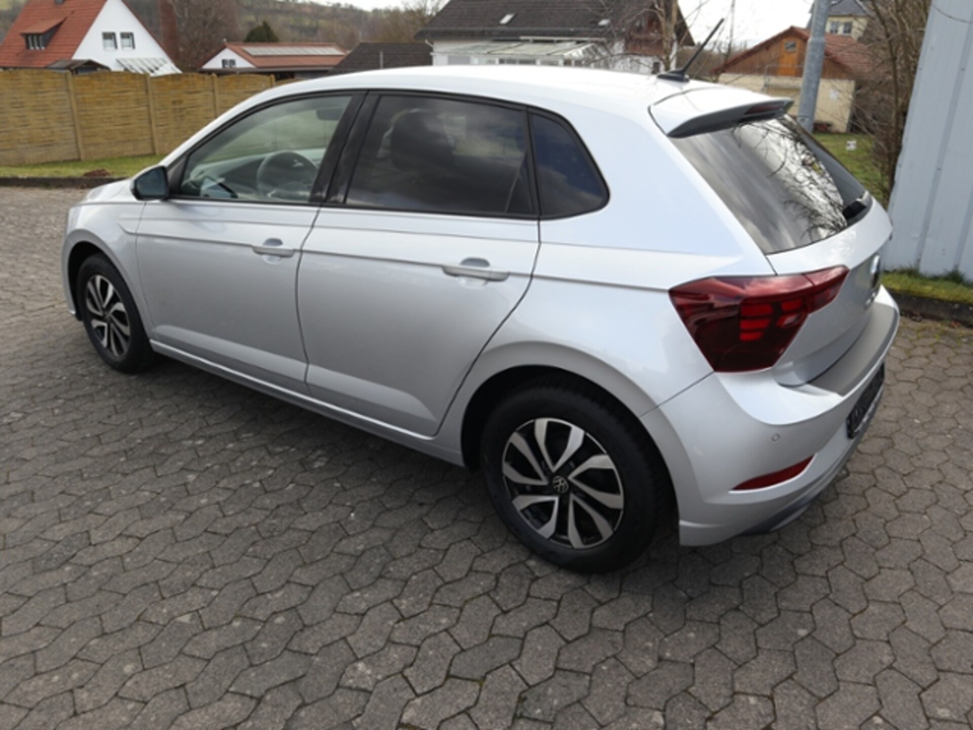 Volkswagen Polo Active