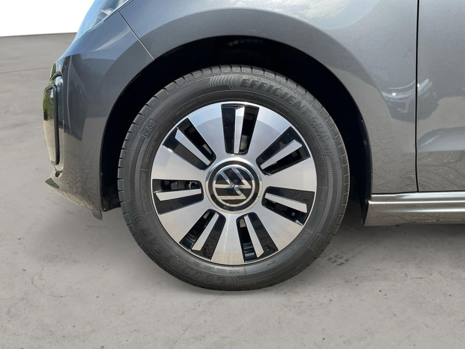 Volkswagen e-up! Style "Plus"