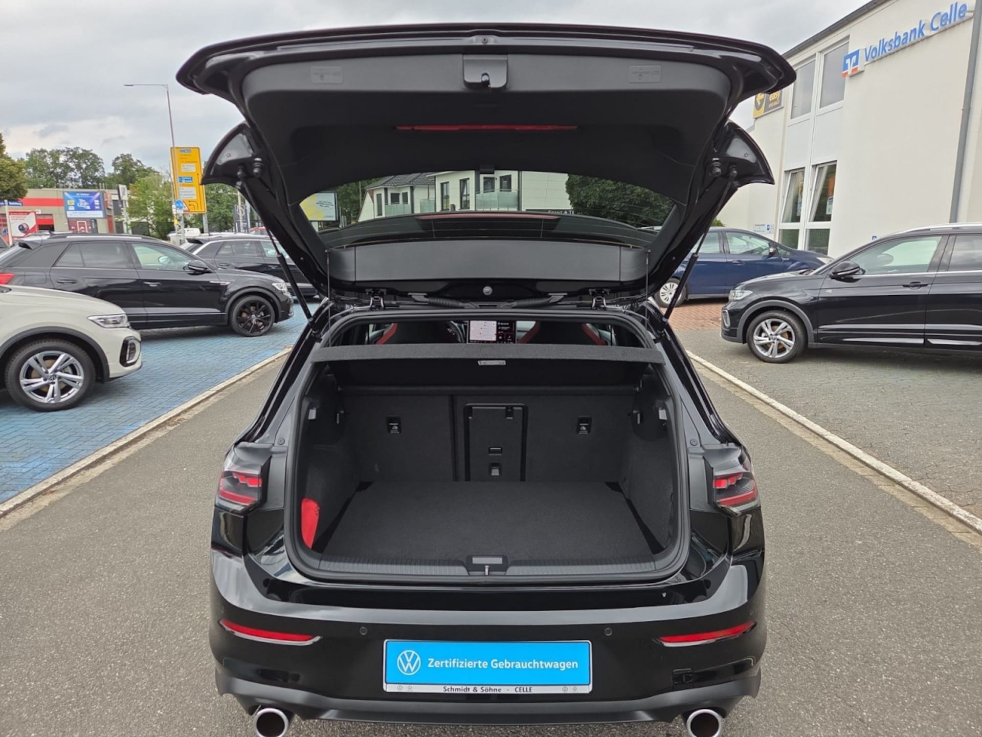 Volkswagen Golf GTI