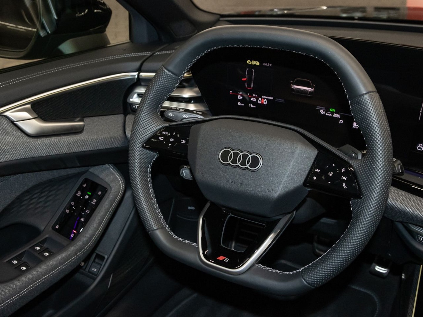 Bild über Audi A6 Avant e-hybrid e-hybrid quattro 220 kW S tronic - für weitere Informationen kontaktieren Sie den Audi Partner