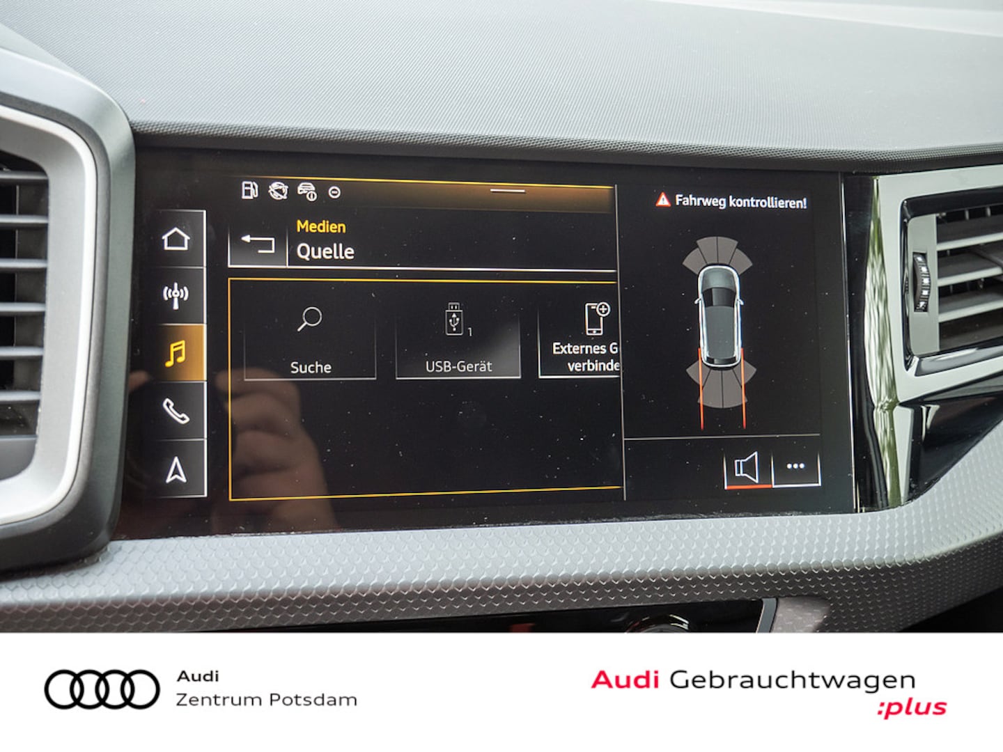 Bild über Audi A1 Sportback advanced 30 TFSI S tronic - für weitere Informationen kontaktieren Sie den Audi Partner