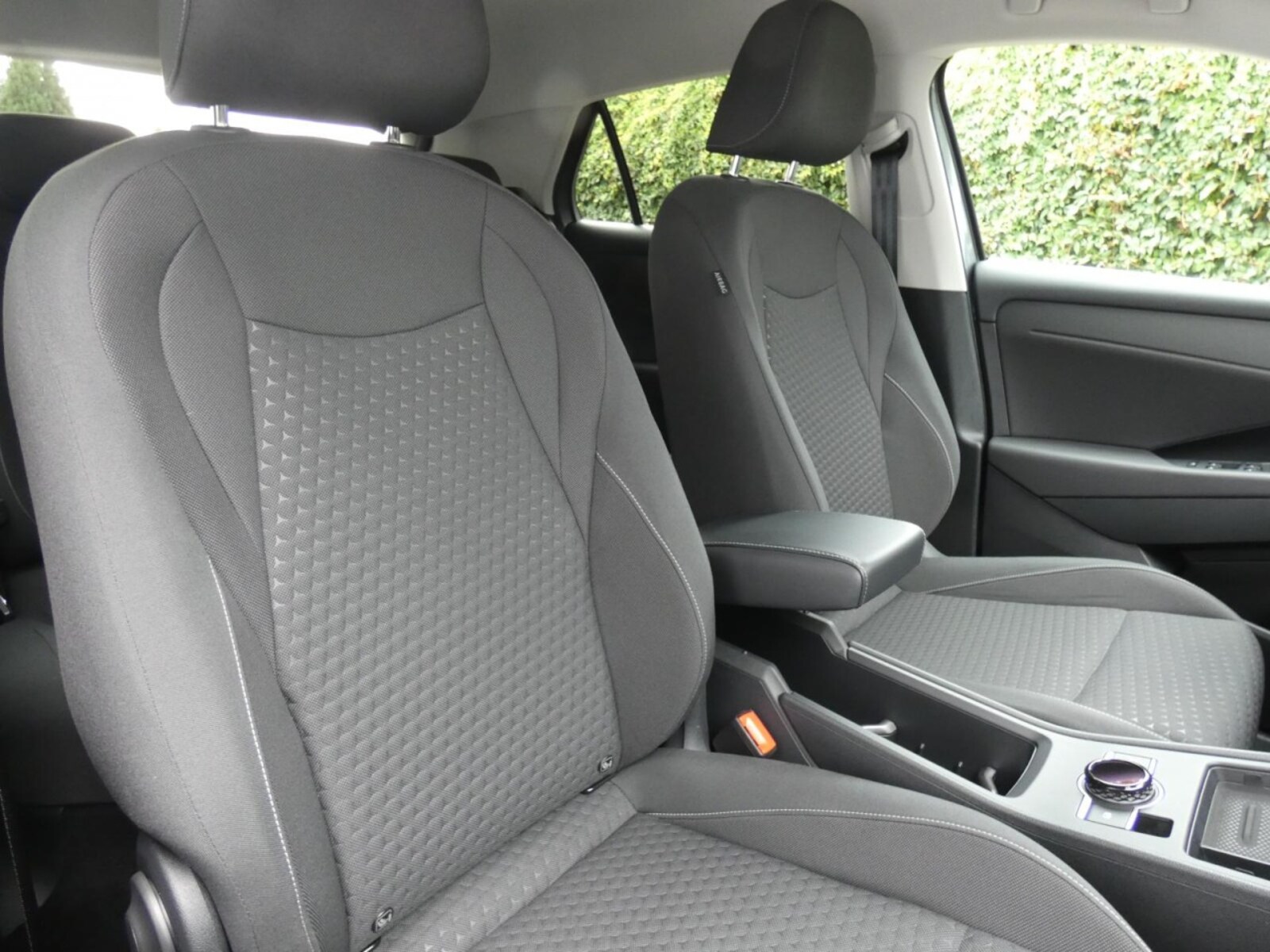 Volkswagen T-Roc – Bild 4
