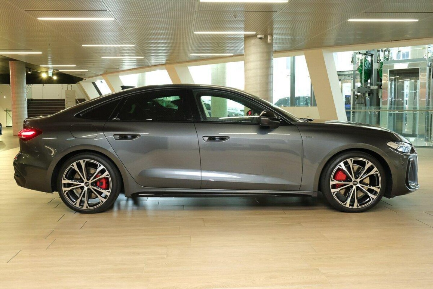 Image about Audi A5 Sedan TFSI e e-hybrid quattro 270 kW S tronic