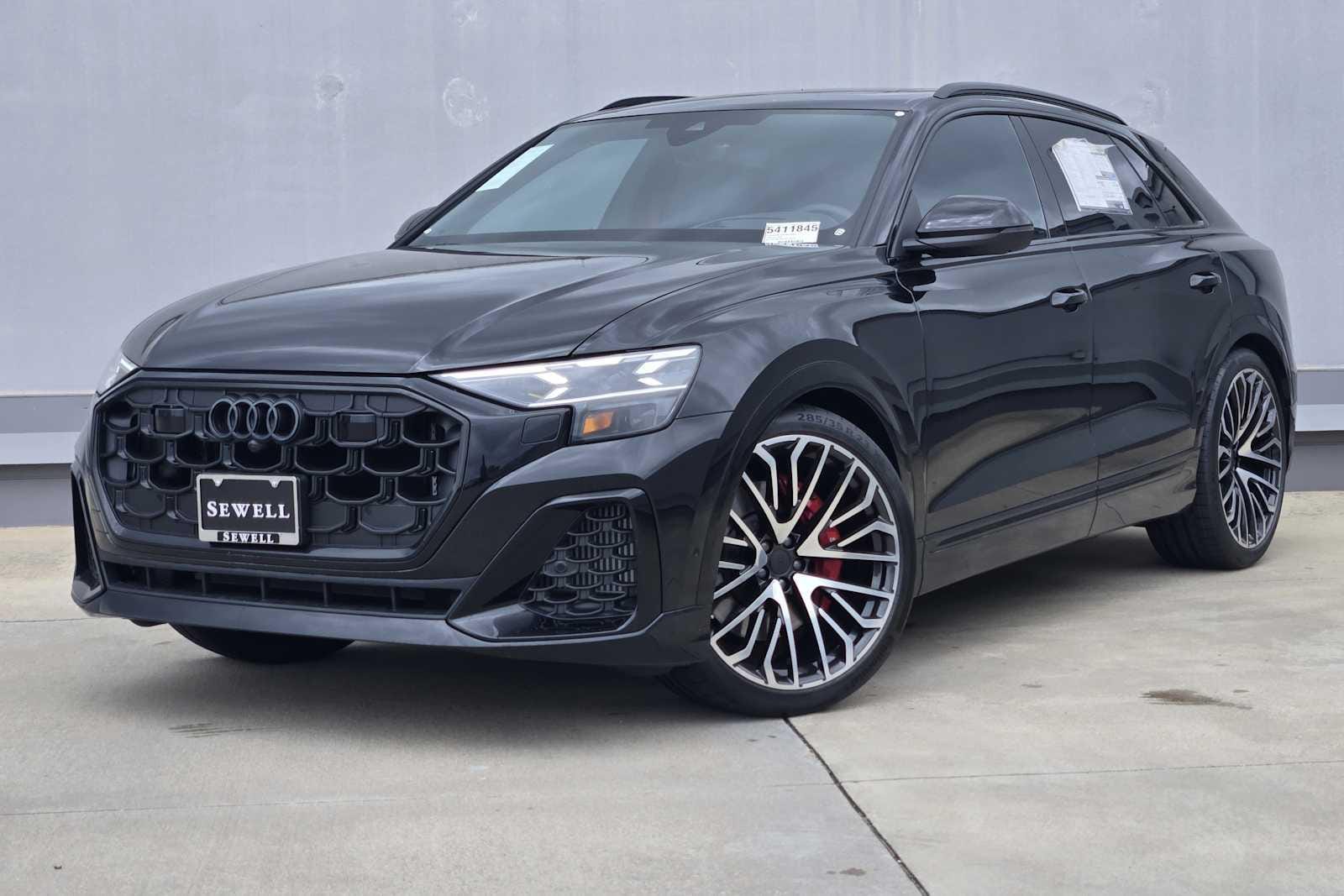 2026 Audi SQ8 Prestige quattro's photo