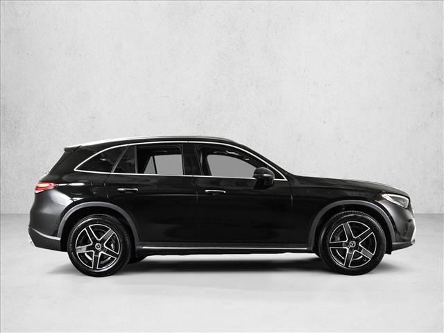2026 Mercedes-Benz GLC 300