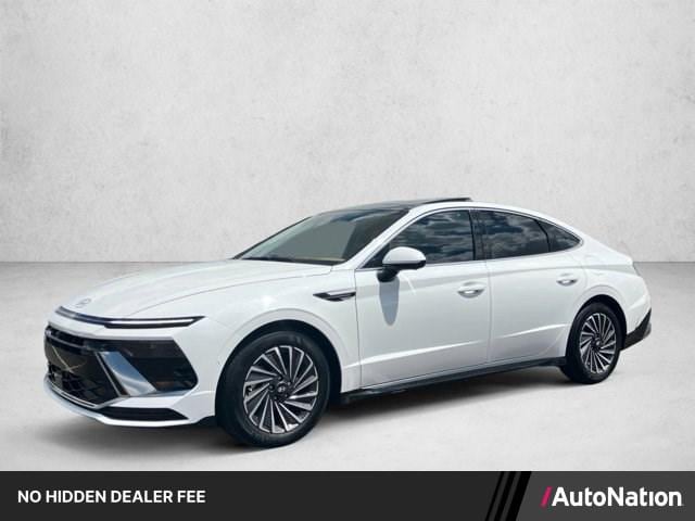 Photo of 2025 Hyundai Sonata Hybrid 