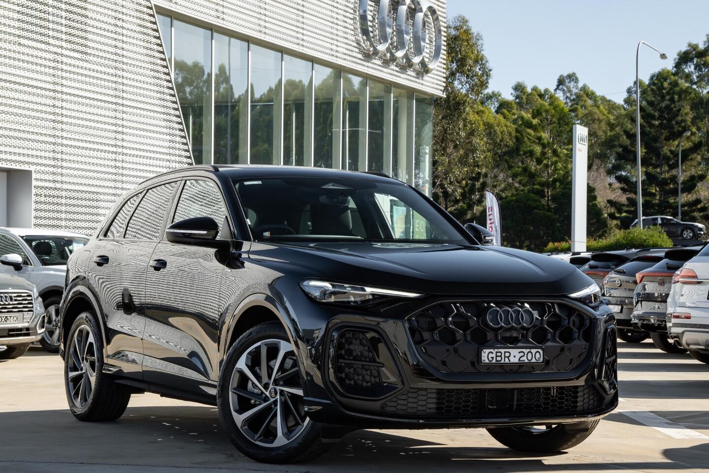Image about Audi Q5 SUV TDI quattro 150 kW sport