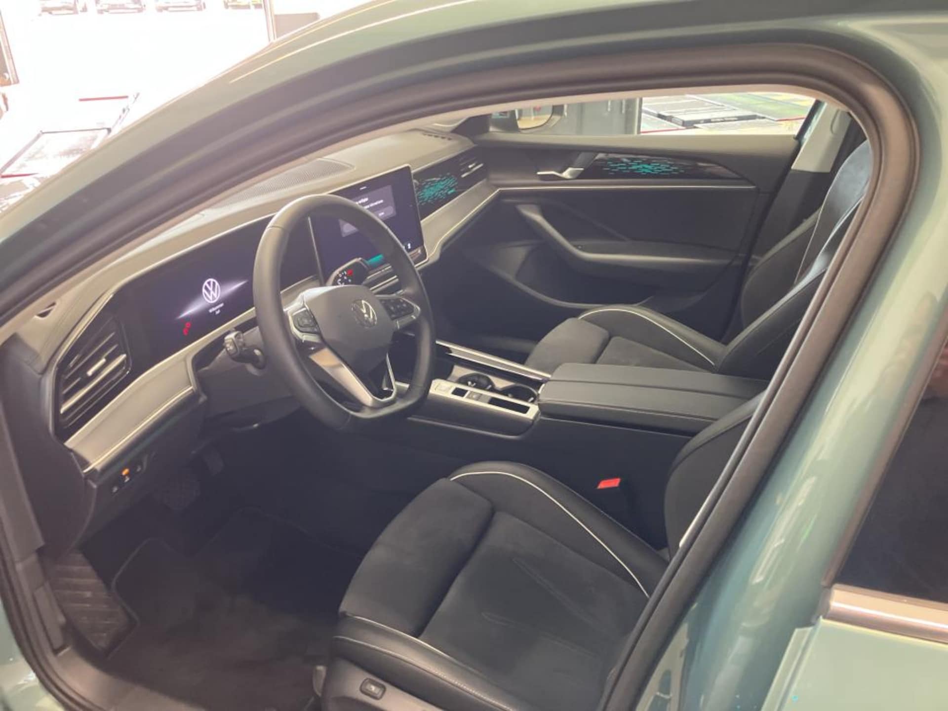 Volkswagen Passat Elegance