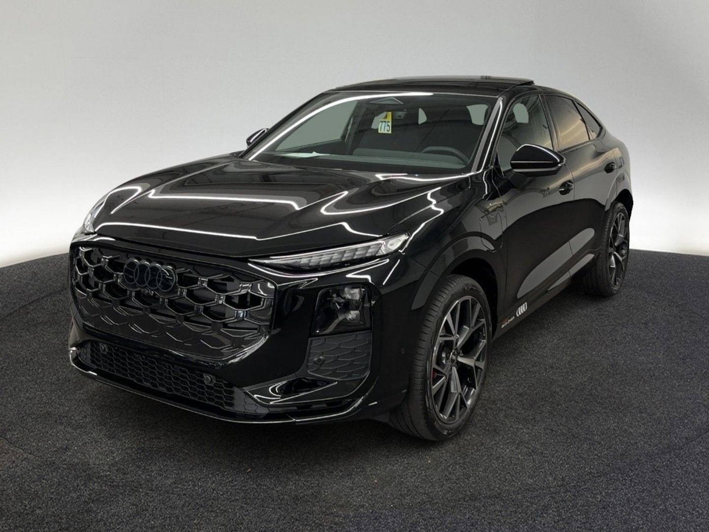 Bild über Audi Q3 Sportback e-hybrid e-hybrid 200 kW S tronic - für weitere Informationen kontaktieren Sie den Audi Partner
