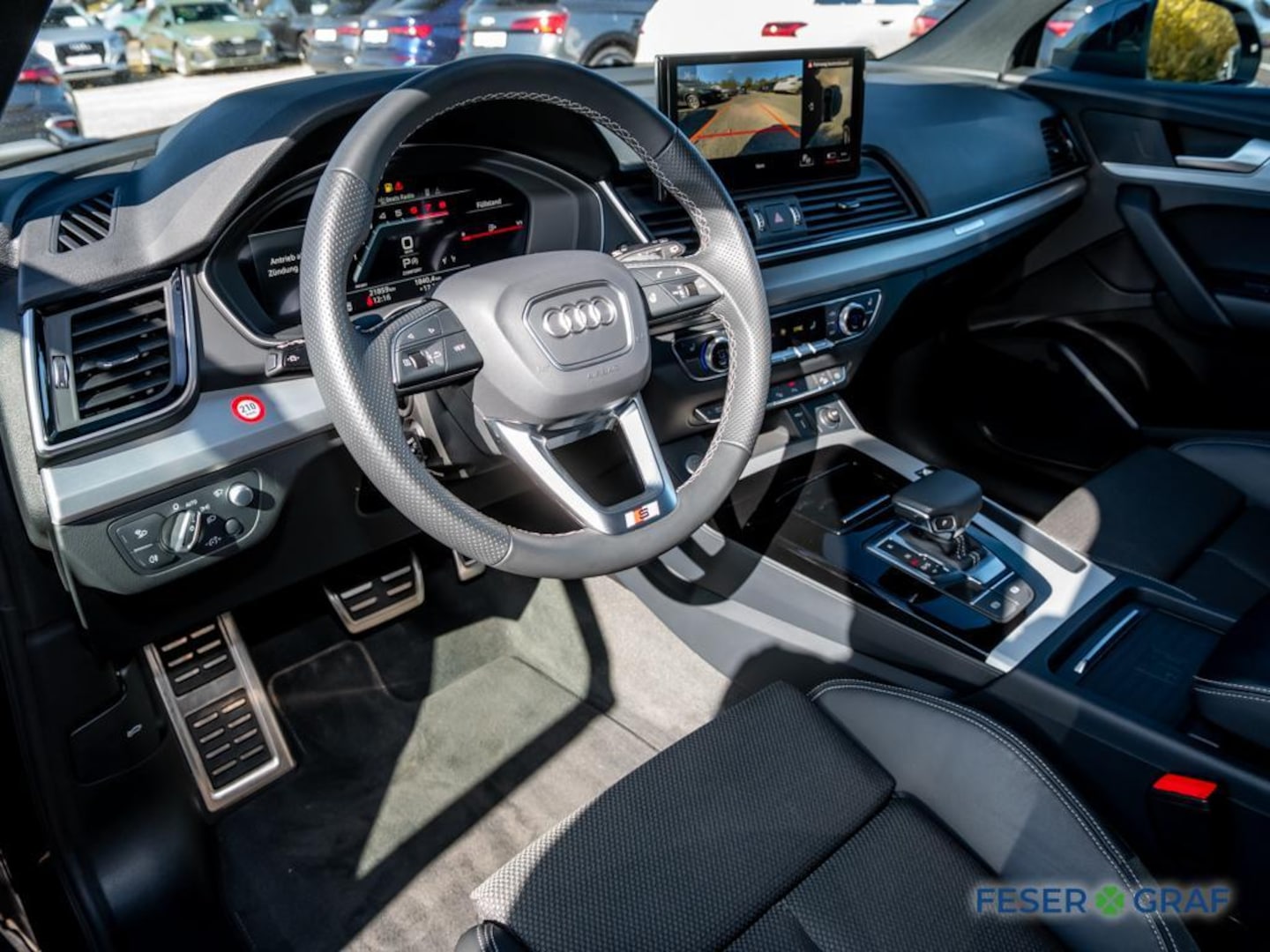 Bild über Audi Q5 Sportback 40 TFSI quattro S tronic - für weitere Informationen kontaktieren Sie den Audi Partner