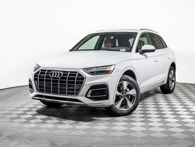 2023 Audi Q5 40 Premium's photo