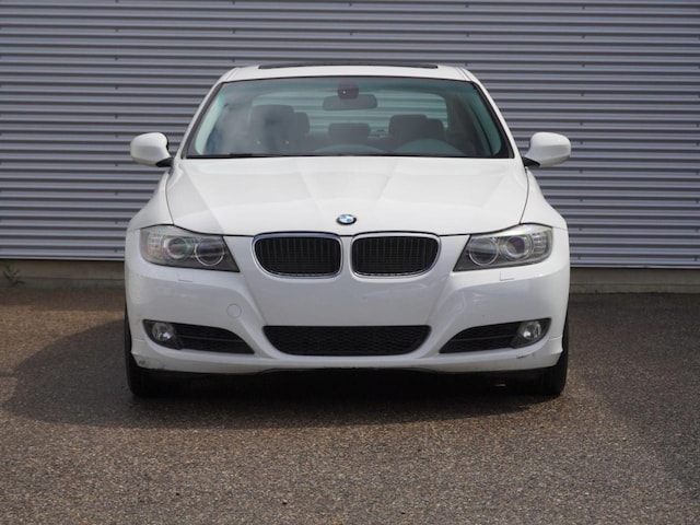 2011 BMW