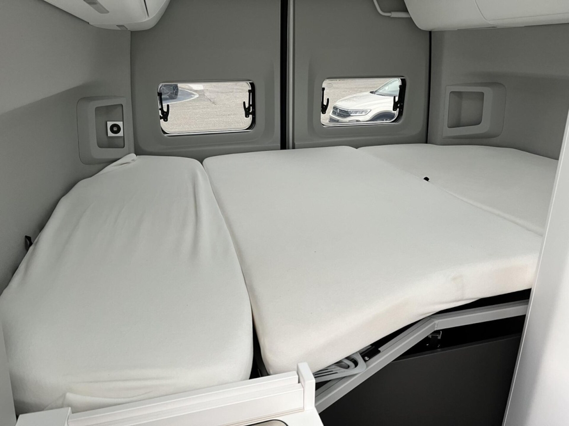 Volkswagen Grand California 600