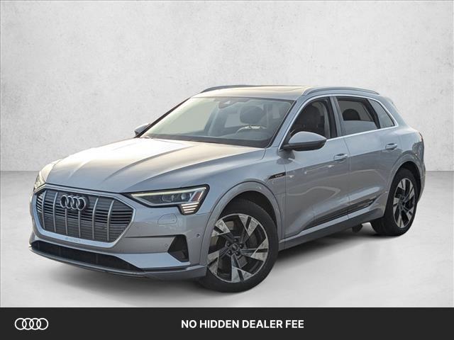 2022 Audi e-tron 95 kWh Premium Plus quattro's photo