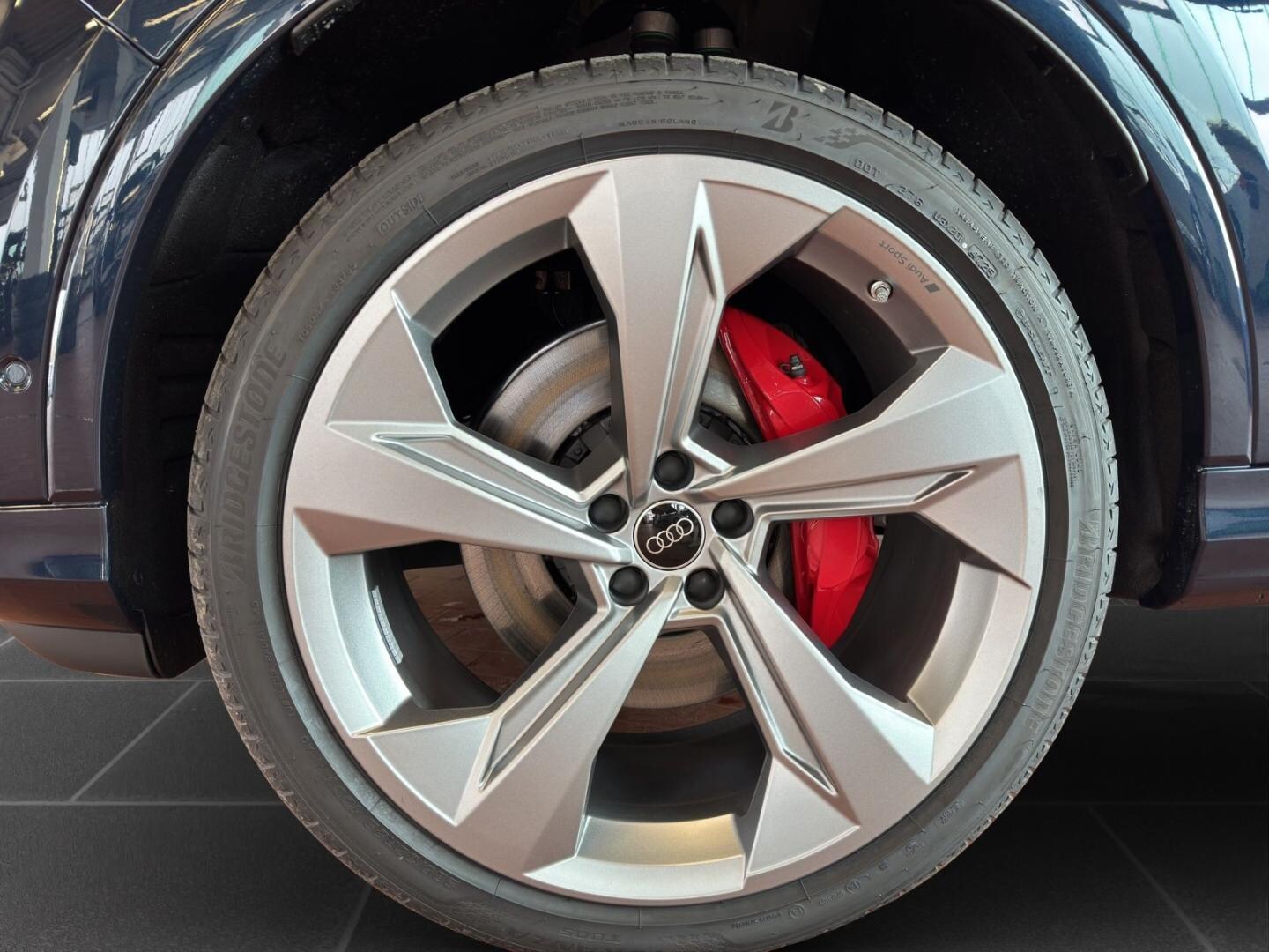 Bild über Audi Q7 SUV S line business TDI quattro 210 kW tiptronic - für weitere Informationen kontaktieren Sie den Audi Partner