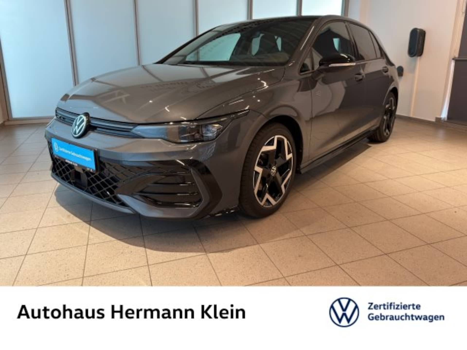 Volkswagen Golf R-Line