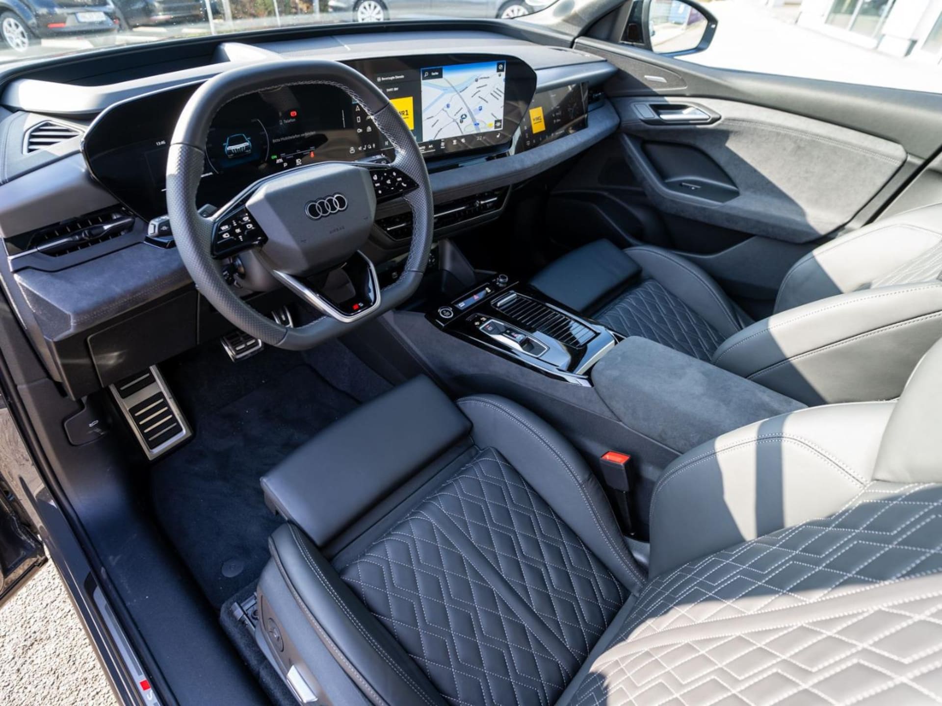 Audi Q6 SUV e-tron