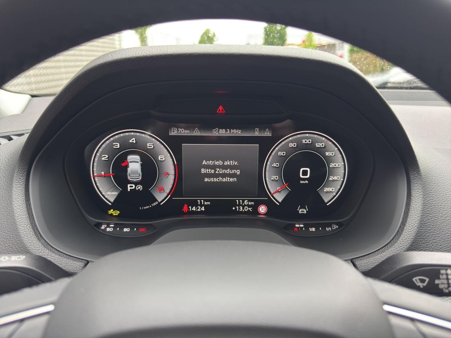 Bild über Audi Q2 advanced 35 TFSI S tronic - für weitere Informationen kontaktieren Sie den Audi Partner