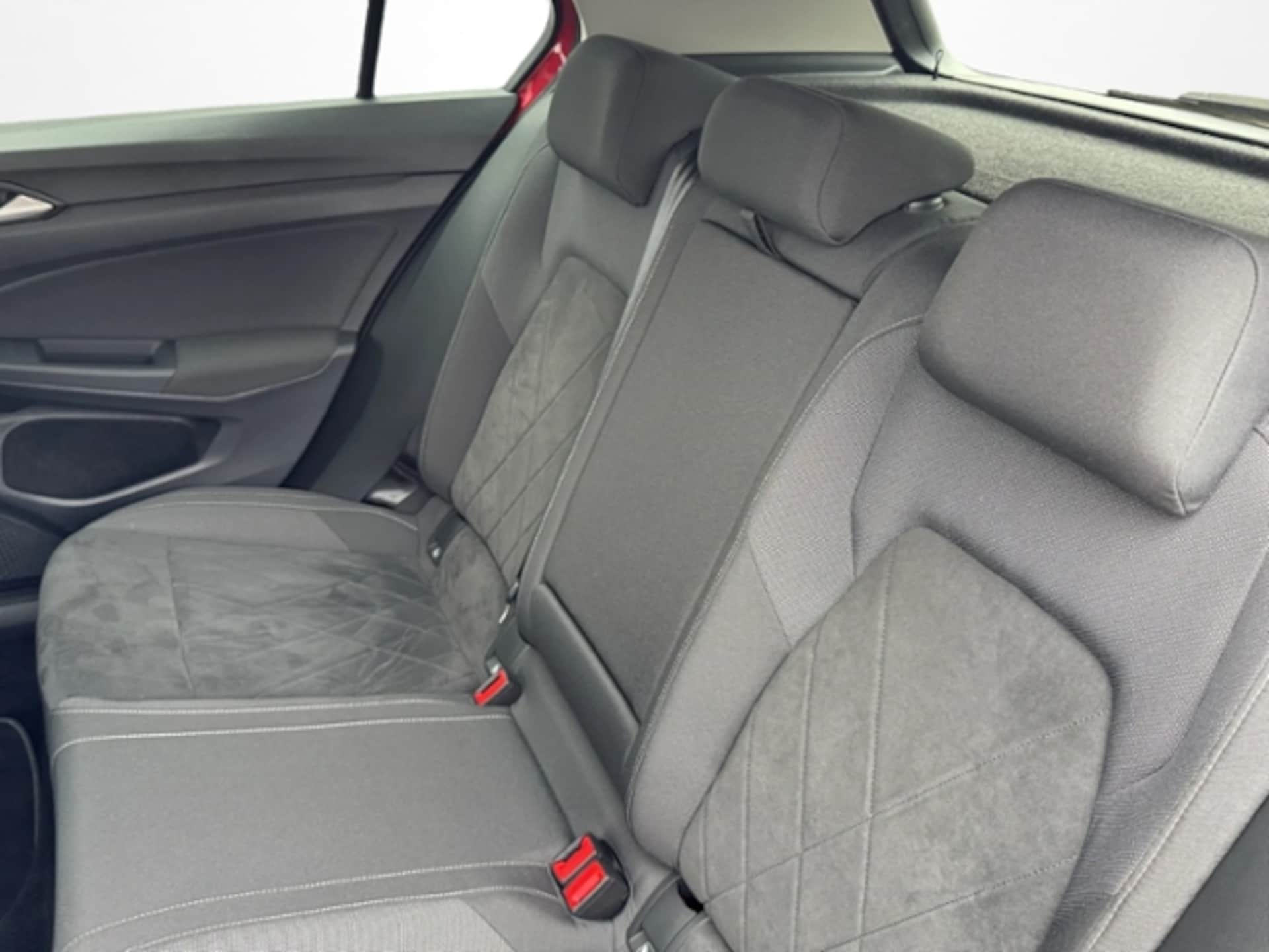 Volkswagen Golf Style