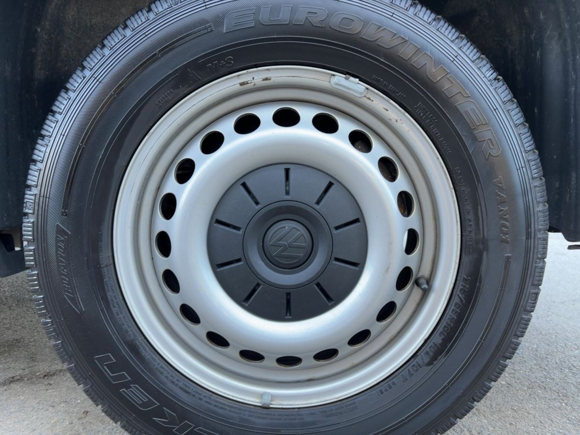 Volkswagen T6.1 Transporter Kombi langer Radstand
