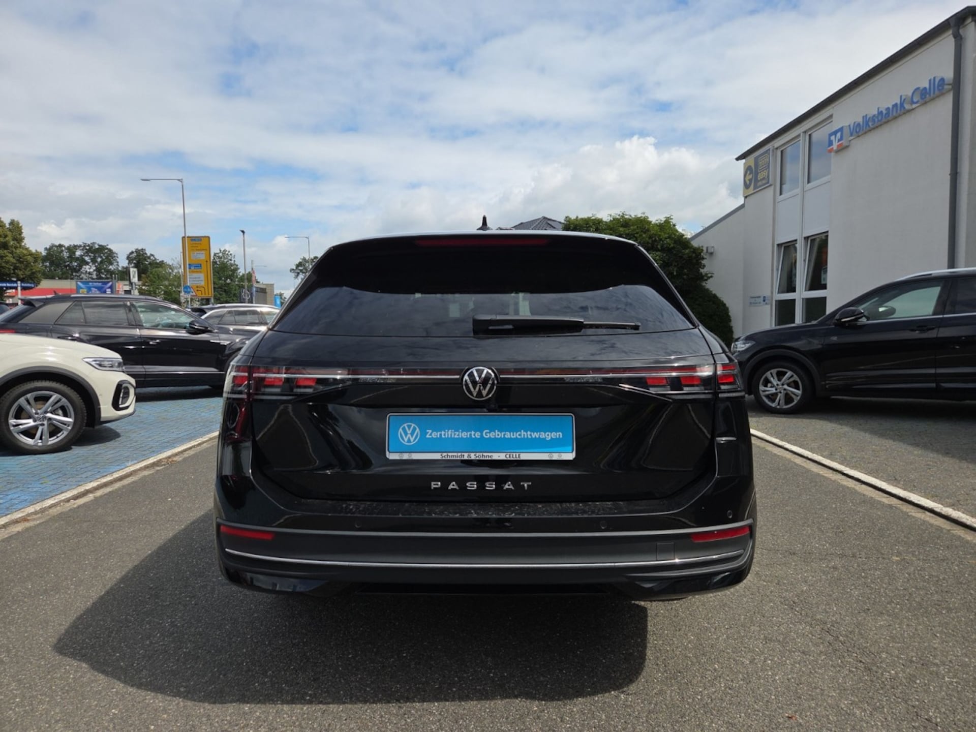 Volkswagen Passat Business