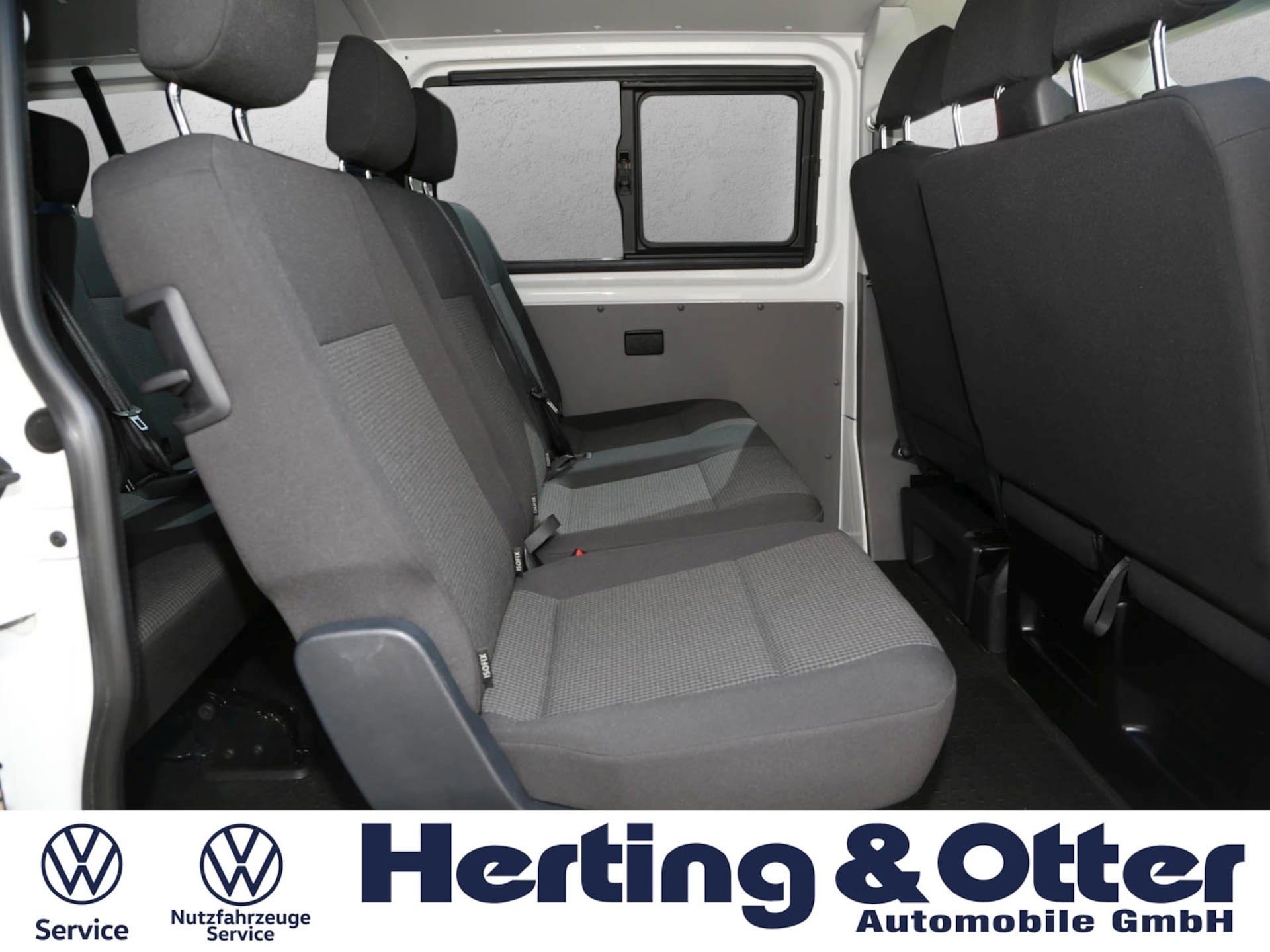 Volkswagen T6.1 Transporter Kombi langer Radstand
