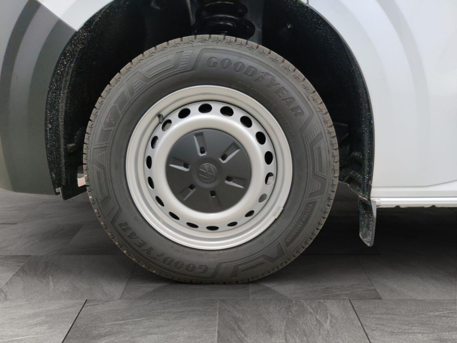 Volkswagen Transporter Kasten kurzer Radstand – Bild 16