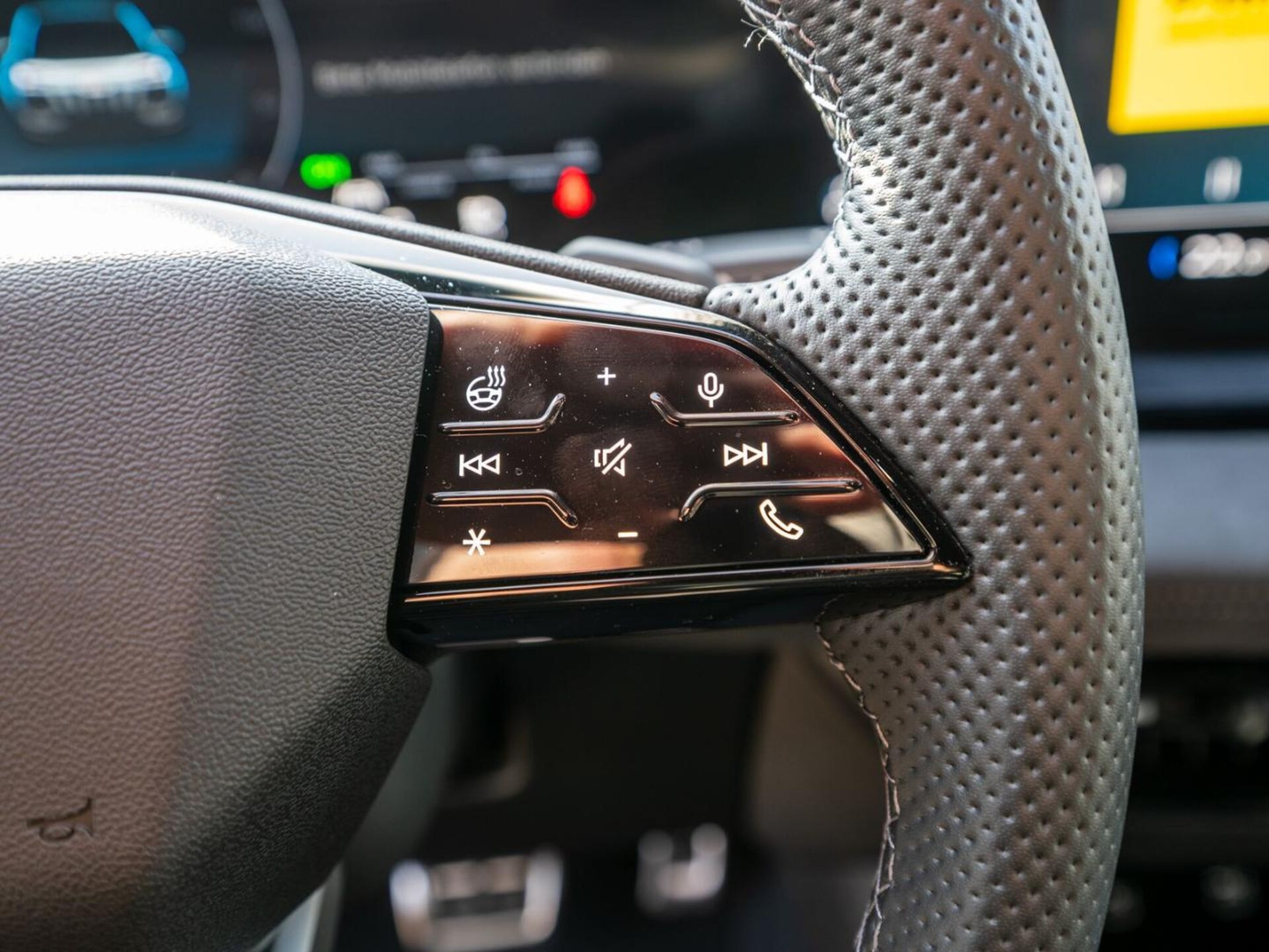 Audi Q6 SUV e-tron