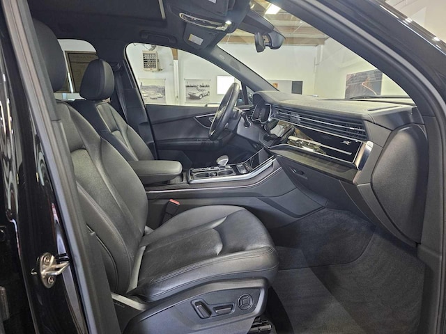 2023 Audi Q7 Premium Plus - Photo 10