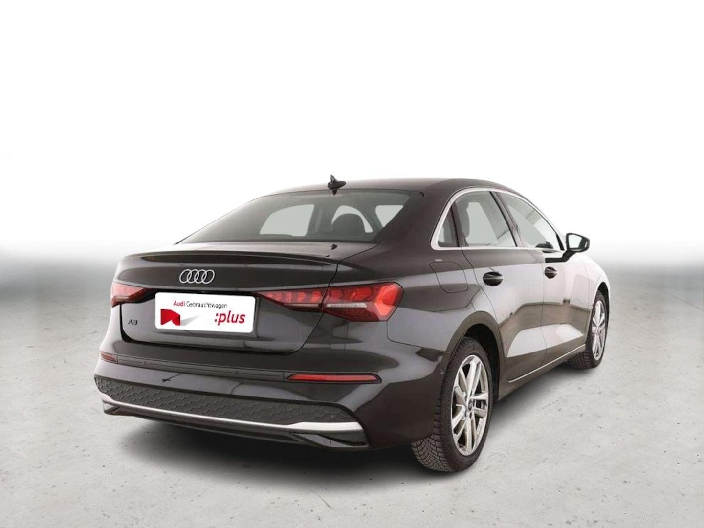 Bild über Audi A3 Limousine TDI S tronic - für weitere Informationen kontaktieren Sie den Audi Partner