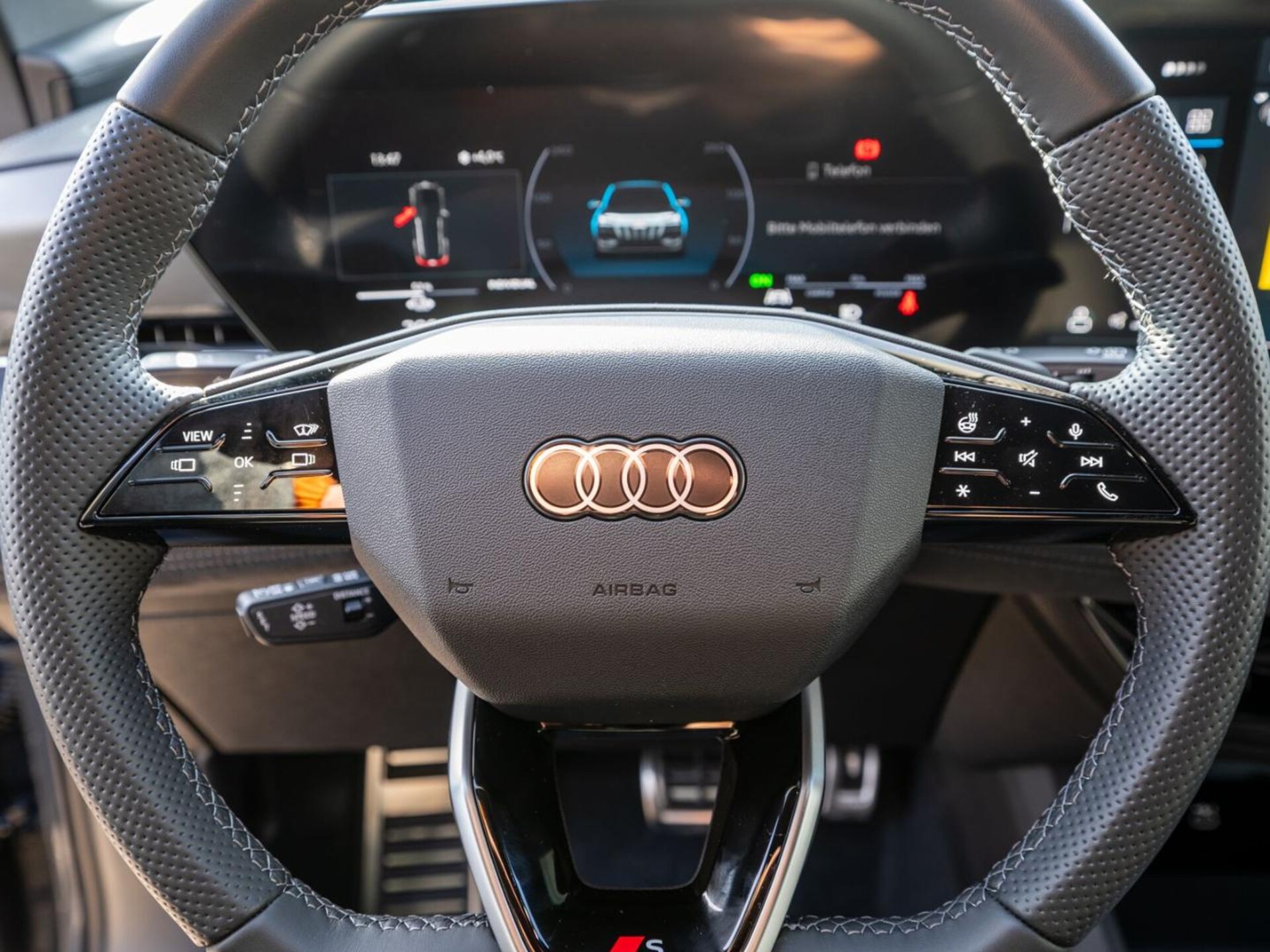 Audi Q6 SUV e-tron