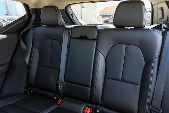 2025 Volvo XC40 Plus - Photo 20