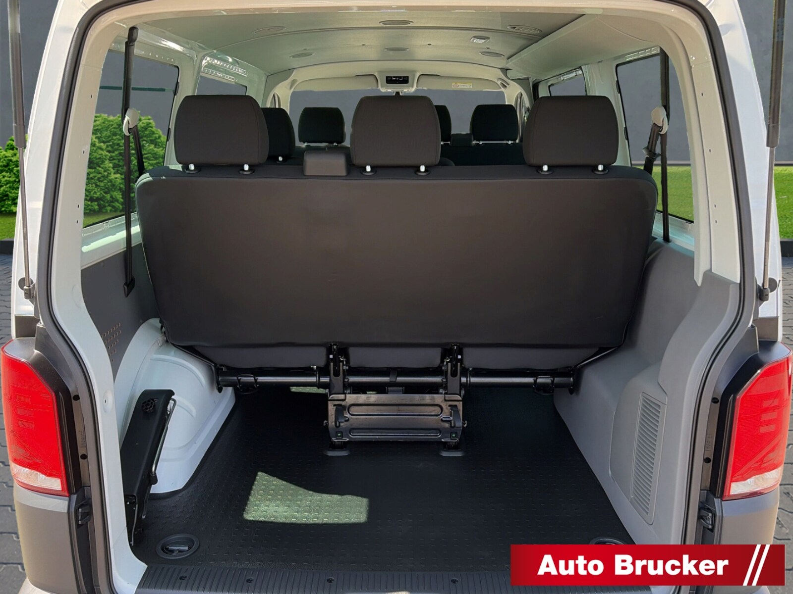 Volkswagen T6.1 Transporter Kombi kurzer Radstand – Bild 6