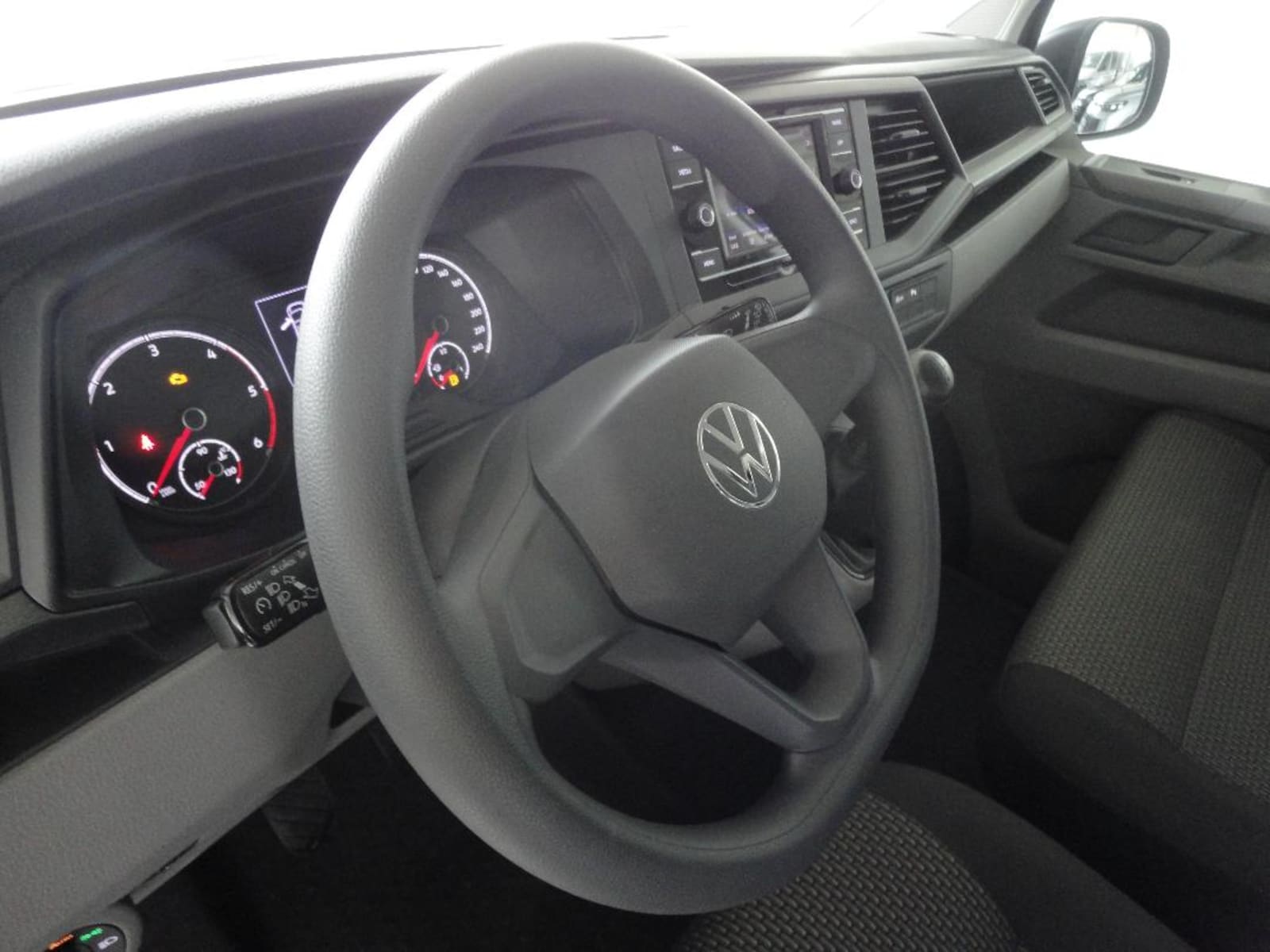 Volkswagen T6.1 Transporter Kasten kurzer Radstand – Bild 5