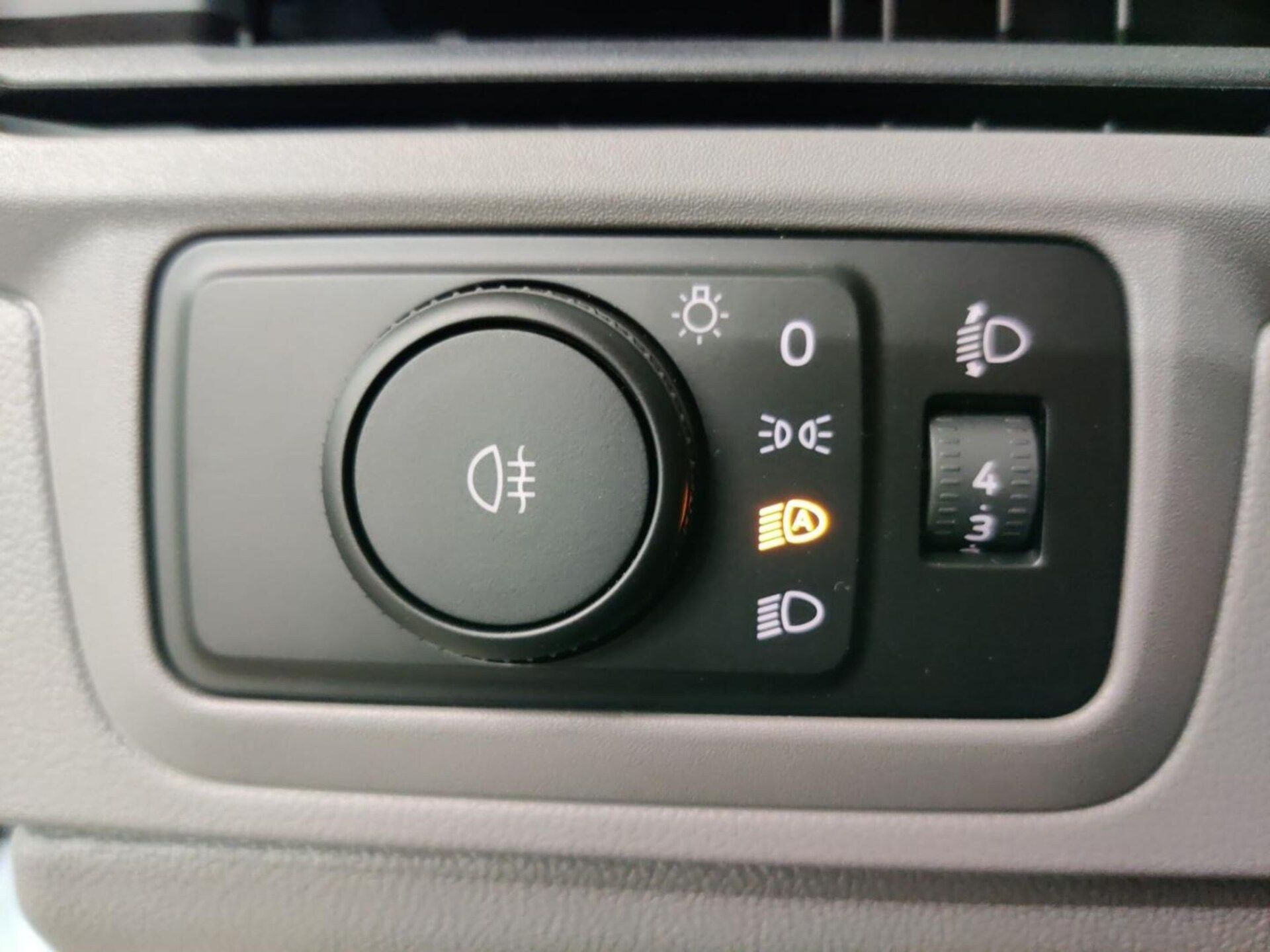 Volkswagen Transporter Kasten kurzer Radstand