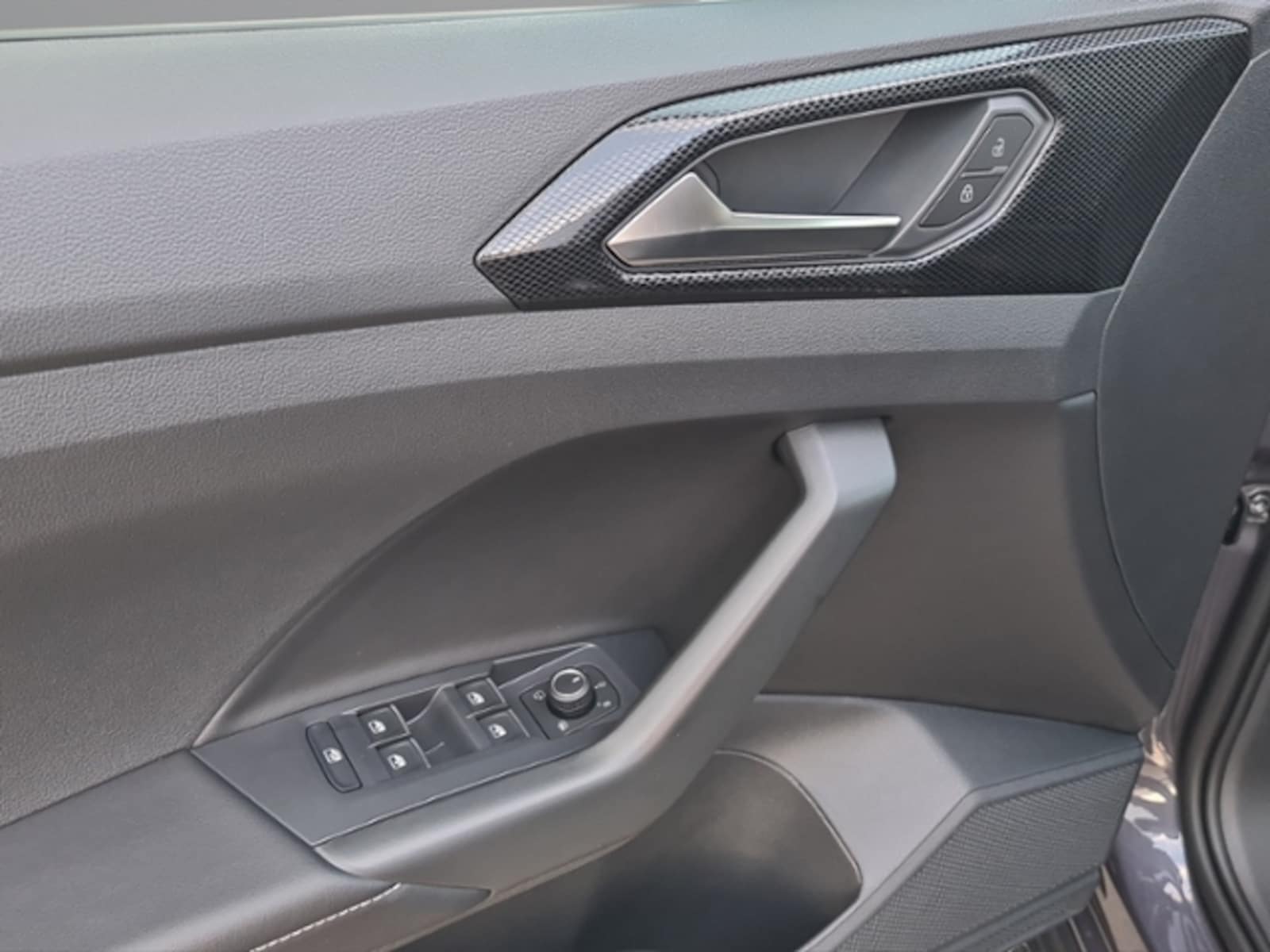Volkswagen T-Cross – Bild 11