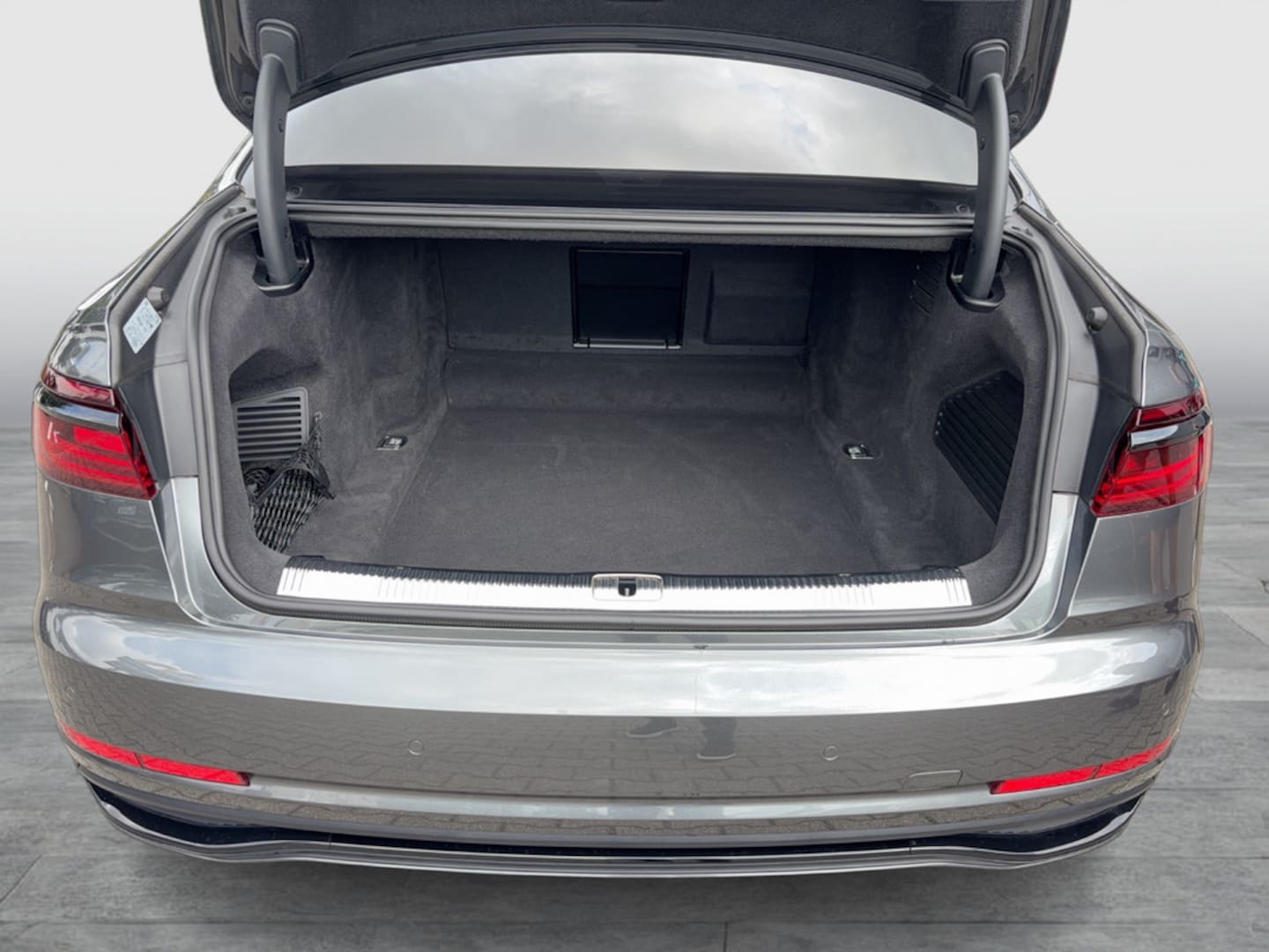 Bild über Audi A8 60 TFSI quattro tiptronic - für weitere Informationen kontaktieren Sie den Audi Partner
