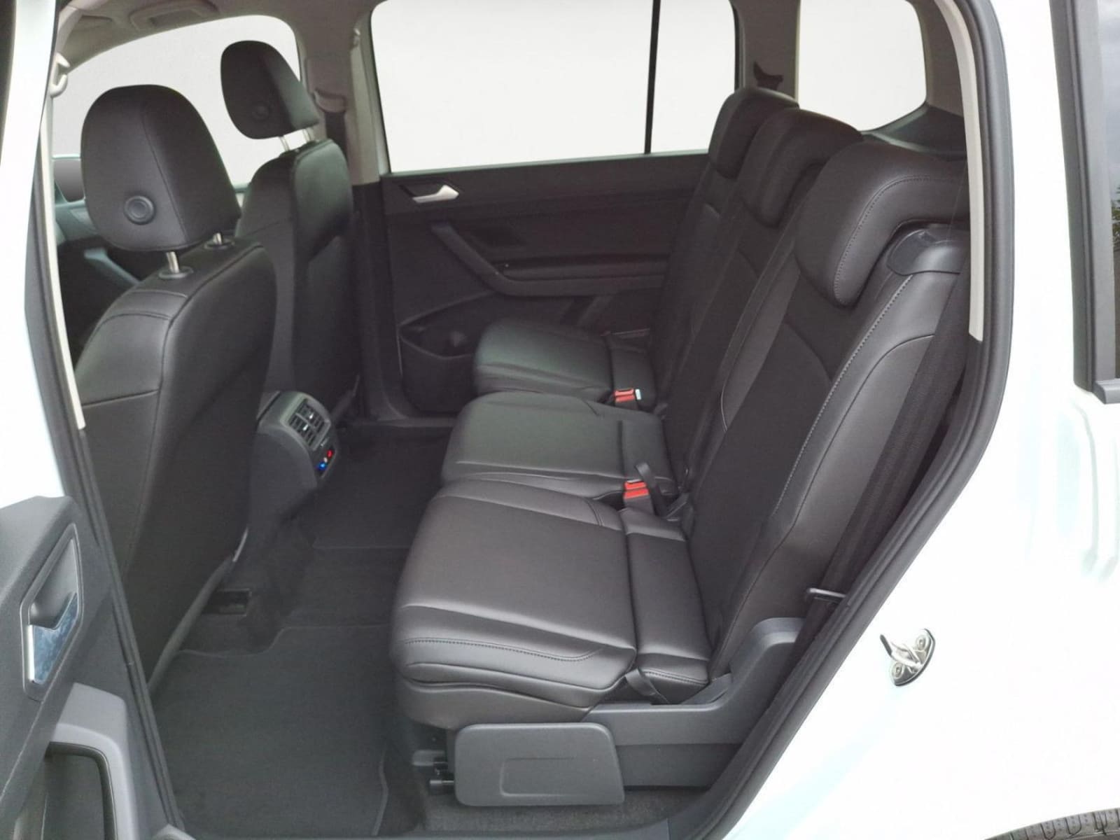 Volkswagen Touran – Bild 13