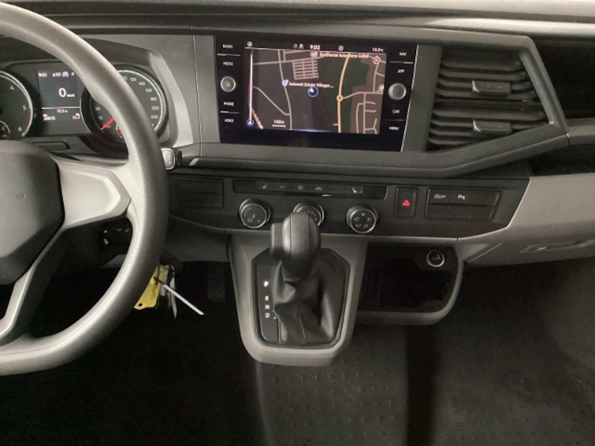 Volkswagen T6.1 Transporter Kombi kurzer Radstand