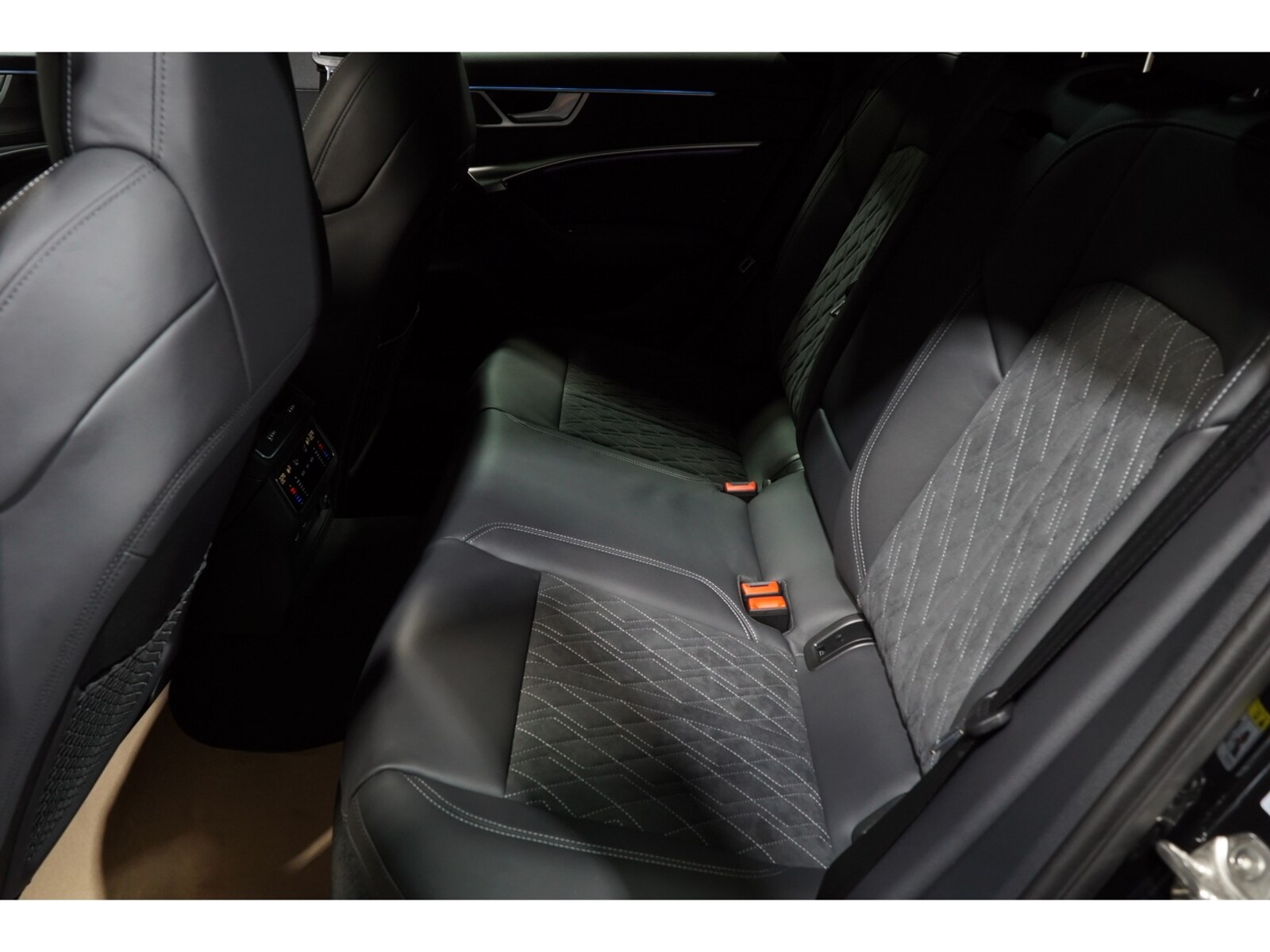 Audi S6 Avant – Bild 11
