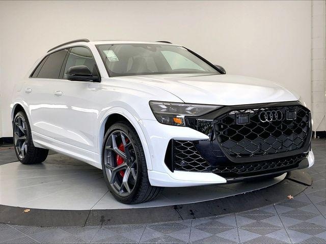 2026 Audi RS Q8 SUV performance